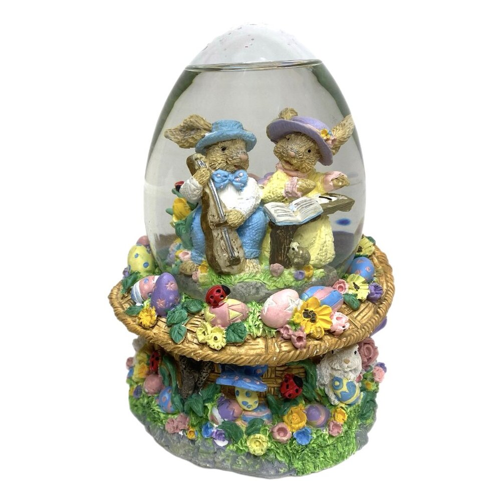 Easter-Themed Musical Snow Globe Plays "Easter Parade"